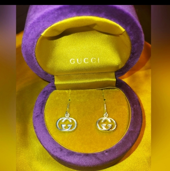 STUNNING Gucci ❤️ Luxury Earrings ✨️ A must have! - Picture 9 of 10